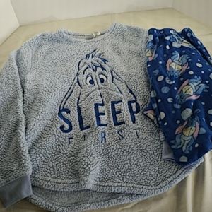 Women's Disney Eeyore fleece pajamas Medium